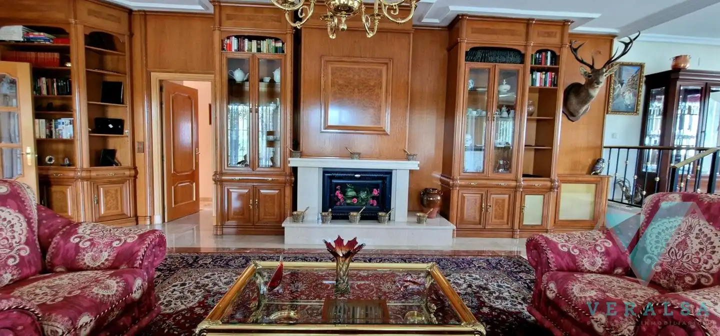 Casa o xalet en venda a Del Bonsái, Prado Norte