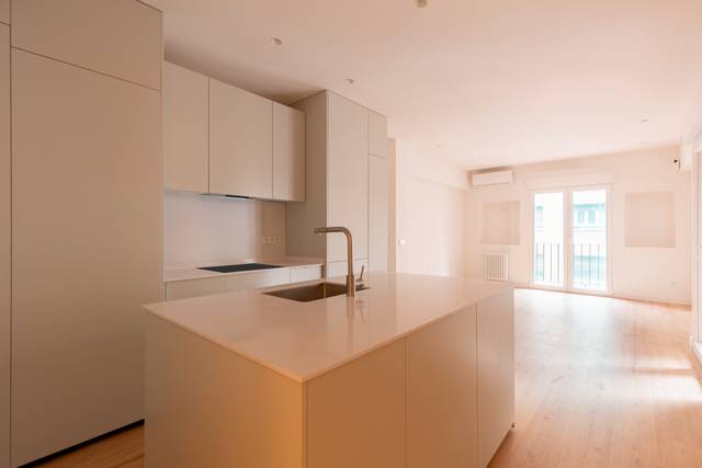 Piso en Venta en Calle de Narciso Serra en Pacífico