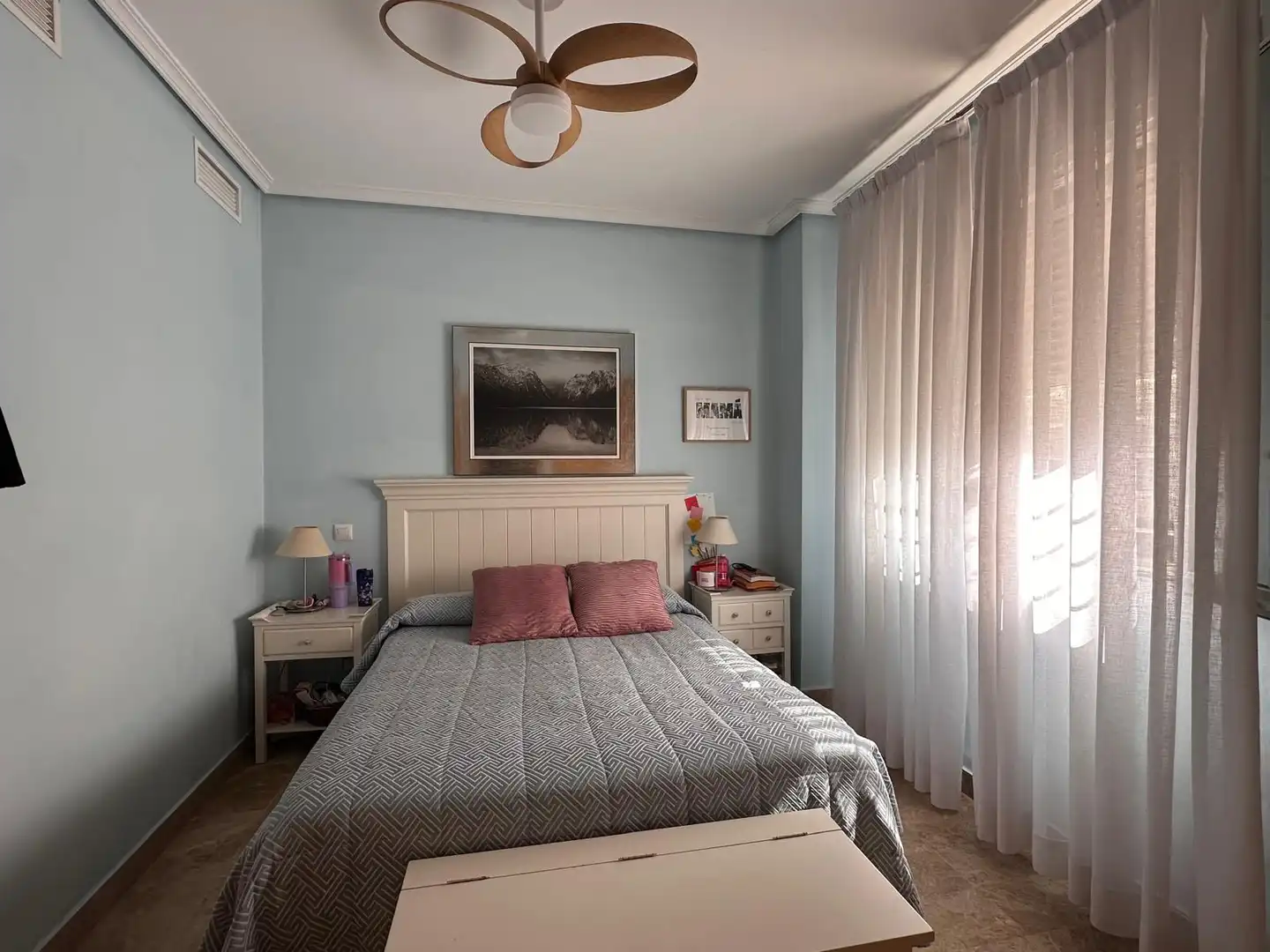 Habitación de Casa adosada en venta en Montequinto con Aire acondicionado y Calefacción