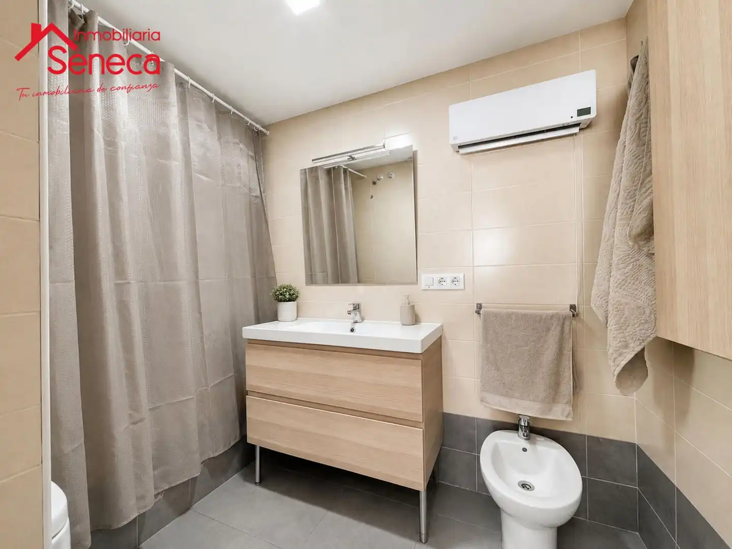 Baño de Piso en venta en Córdoba con Aire acondicionado, Calefacción y Terraza
