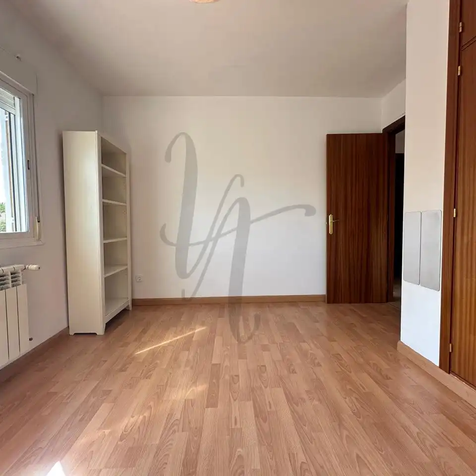 Casa aparellada amb piscina de lloguer a Calle San Martín, imagen 52