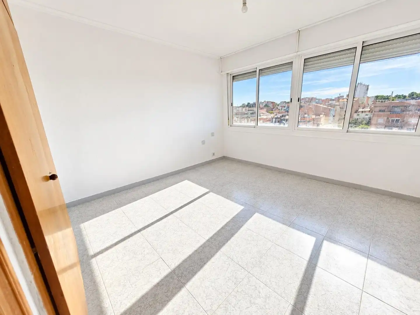 Piso con terraza en venta en Rambla NOVA, imagen 2
