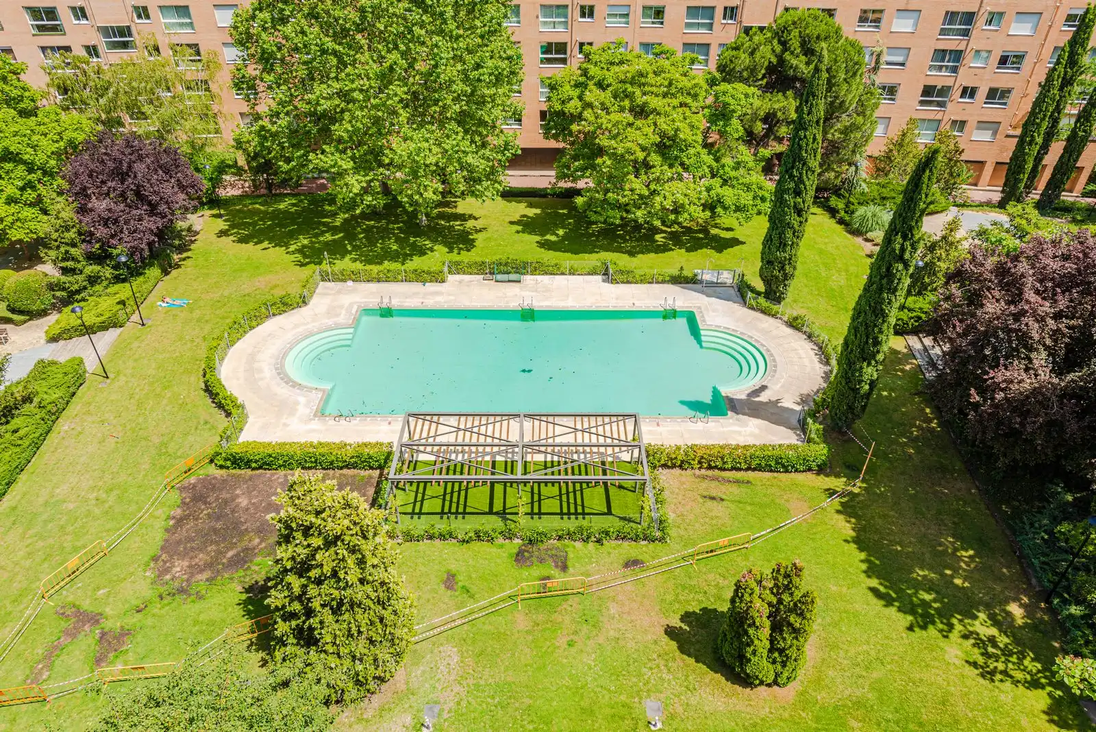 Piscina de Piso de alquiler en Madrid con Trastero