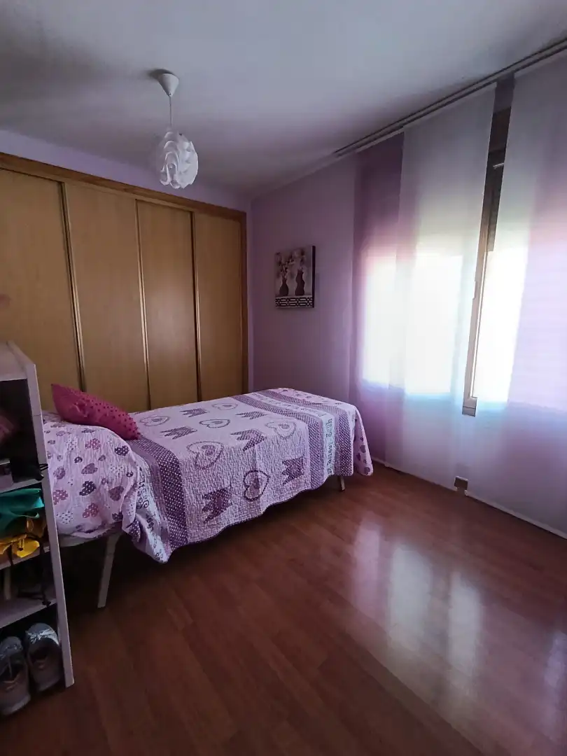 Dormitori de Casa o xalet en venda en Albalate de Zorita amb Aire condicionat, Calefacció i Jardí privat