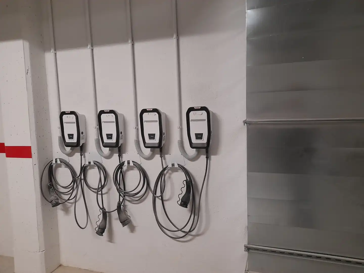 Parkplatz von Büro zur Miete in L'Hospitalet de Llobregat mit Klimaanlage, Heizung und Terrasse