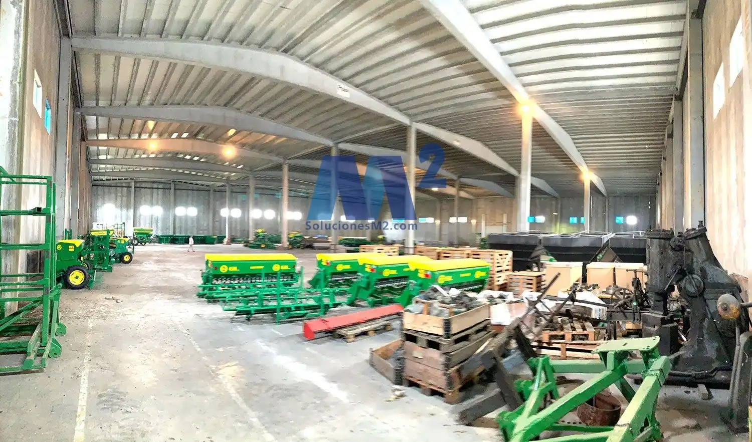 Außenansicht von Fabrikhallen zum Verkauf in Torrejón del Rey