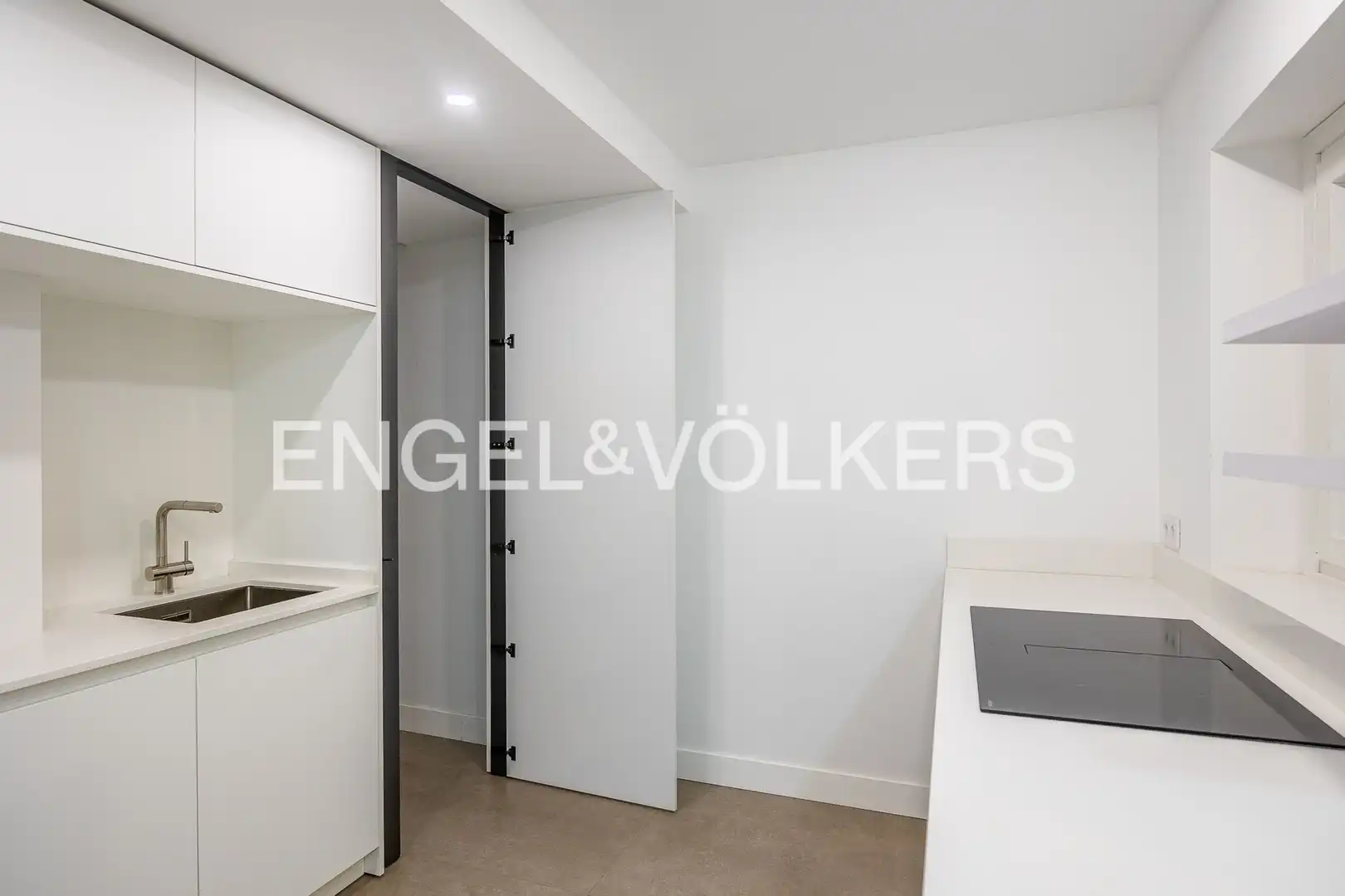 Piso con terraza en venta en Los Remedios, imagen 25