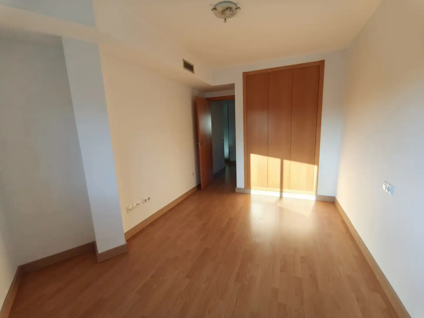 Casa con terraza en venta en Carrer Carlos Llinas Breva, imagen 11