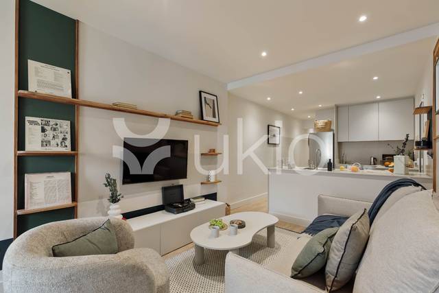 Apartamento en Alquiler en Carrer de Balmes en El Putget i el Farró