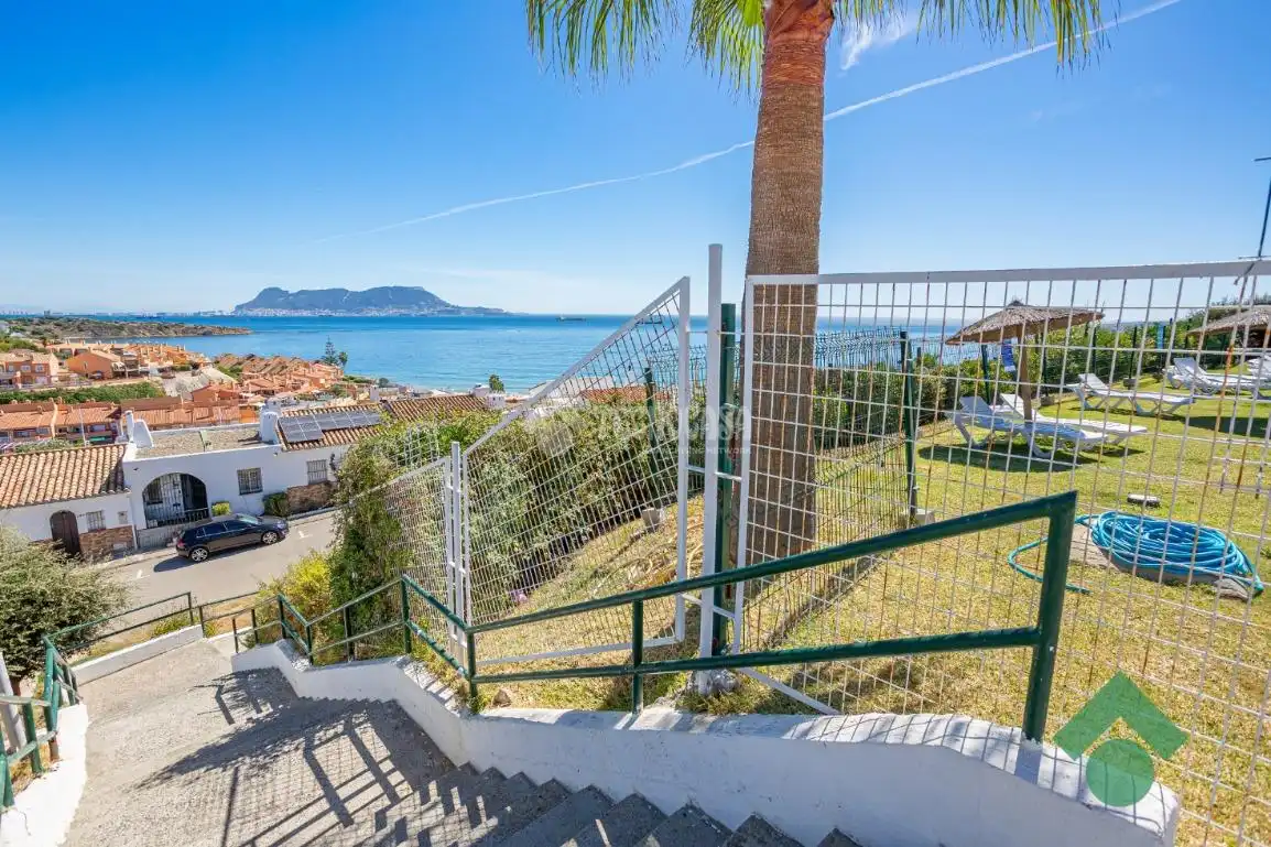 Exterior view of Detached homes for sale in Algeciras