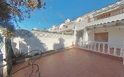 Vista exterior de Casa adosada en venda en Torredembarra amb Terrassa