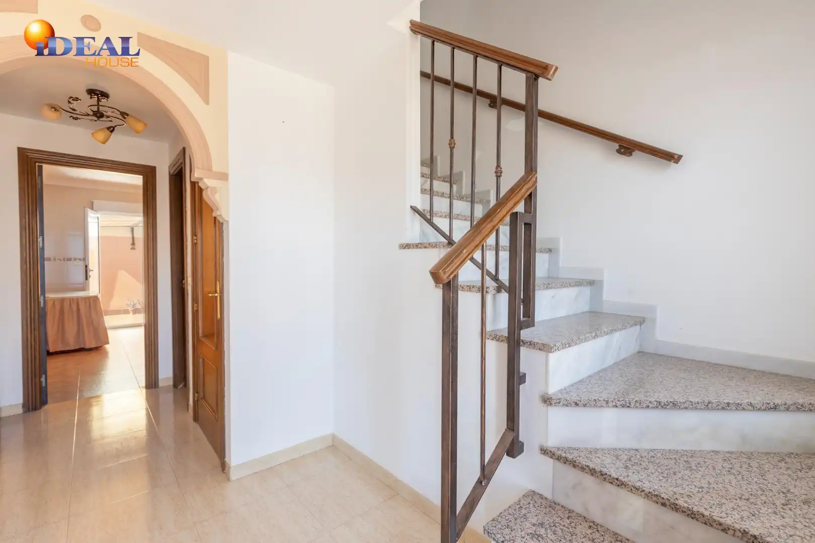 Adosado con terraza en venta en Calle FRANCISCO DE GOYA 6, imagen 5