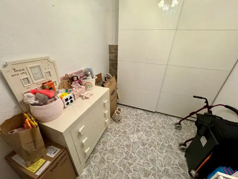 Erdgeschoss zum Verkauf in Cullera mit Klimaanlage, Heizung und Privatgarten