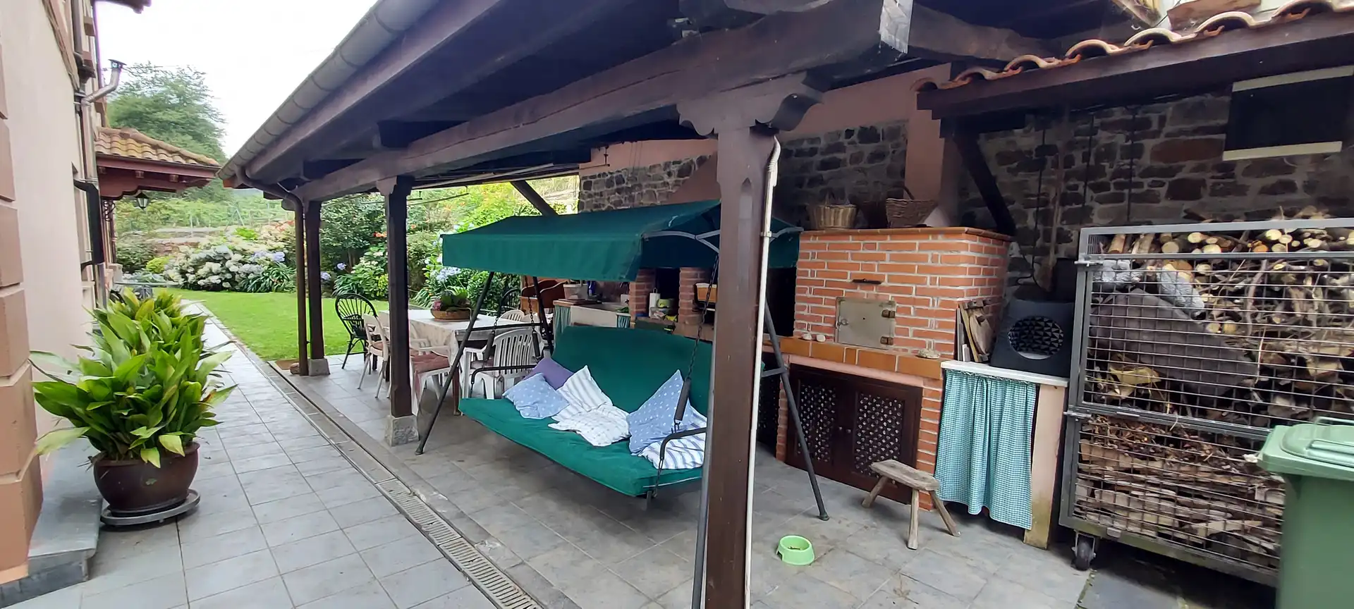 Terrassa de Finca rústica en venda en Salas amb Calefacció, Jardí privat i Parquet