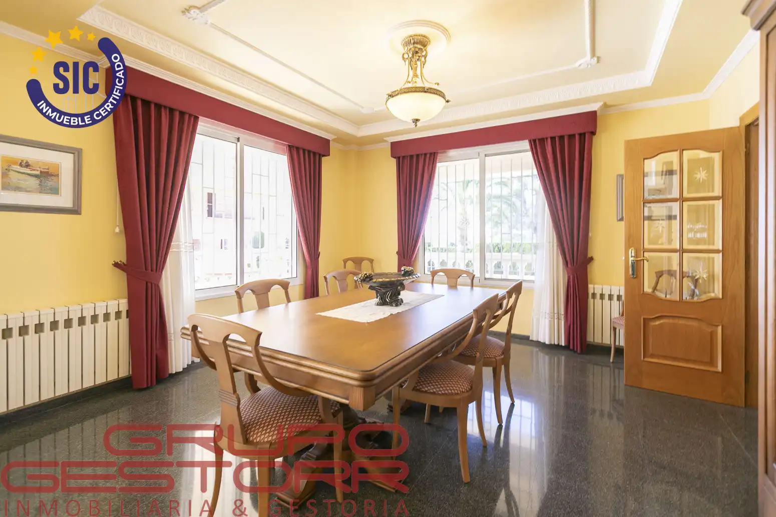 Comedor de Casa o chalet en venta en Valencia con Aire acondicionado, Calefacción y Jardín privado