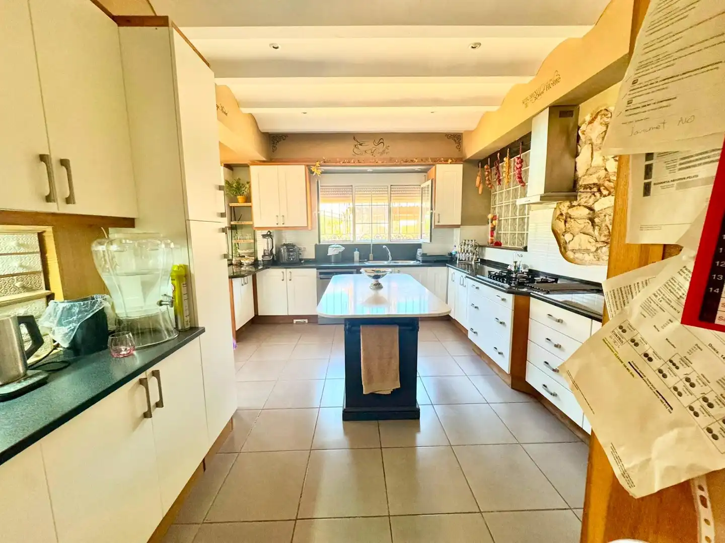 Cuina de Casa o xalet en venda en Elche / Elx amb Aire condicionat, Jardí privat i Terrassa