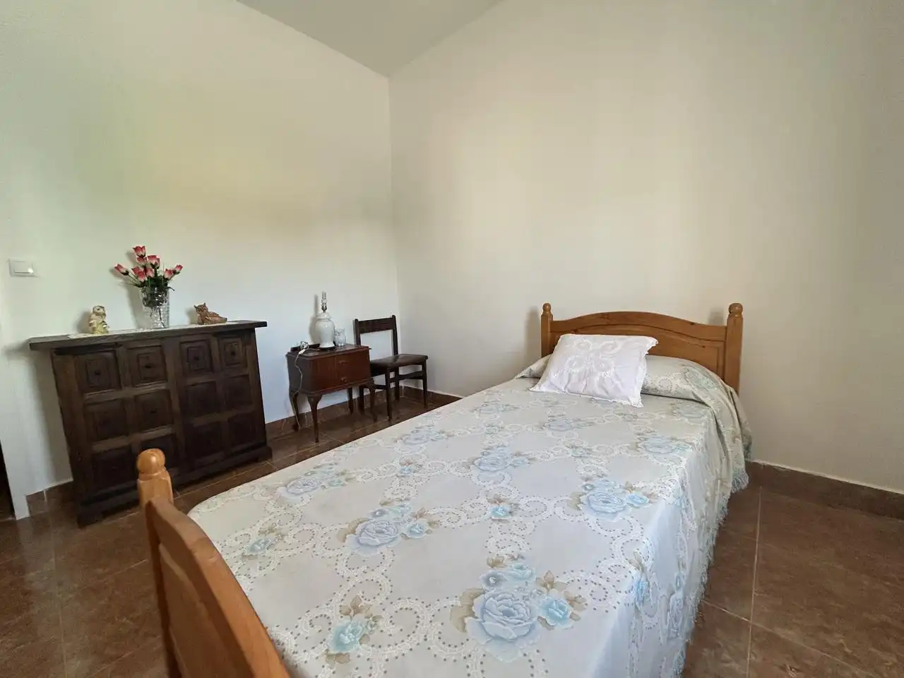 Dormitori de Finca rústica en venda en Tudela amb Piscina