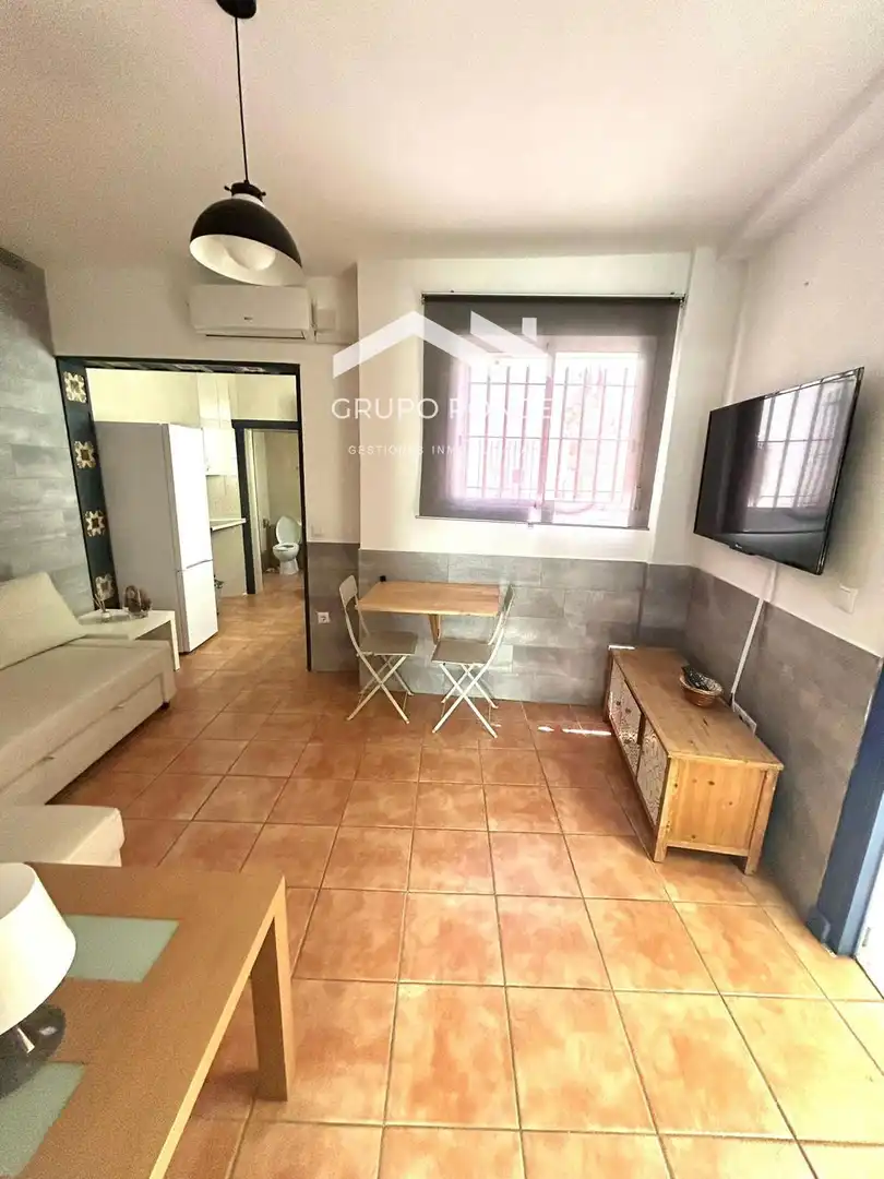 Vista exterior de Piso en venta en Jerez de la Frontera con Aire acondicionado, Terraza y Alarma