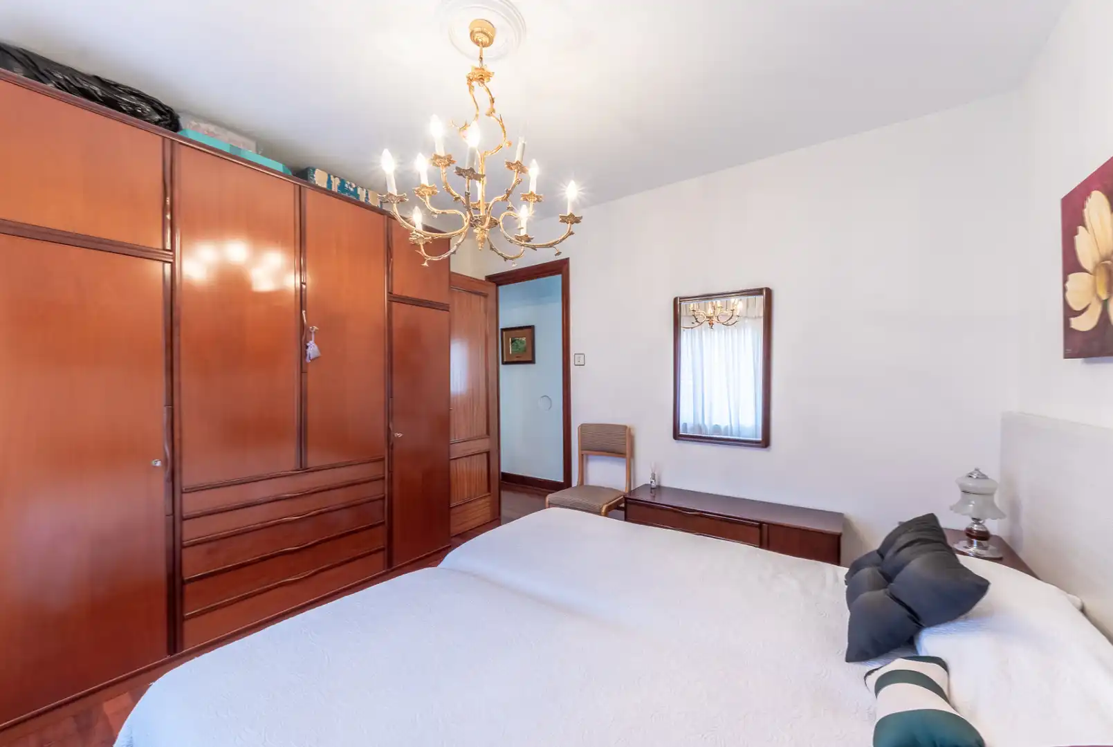 Habitación de Piso en venta en Bilbao  con Calefacción, Terraza y Amueblado