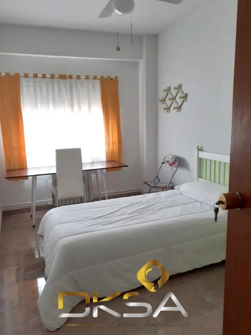 Bedroom of Flat for rent in Castellón de la Plana / Castelló de la Plana  with Air Conditioner, Heating and Terrace