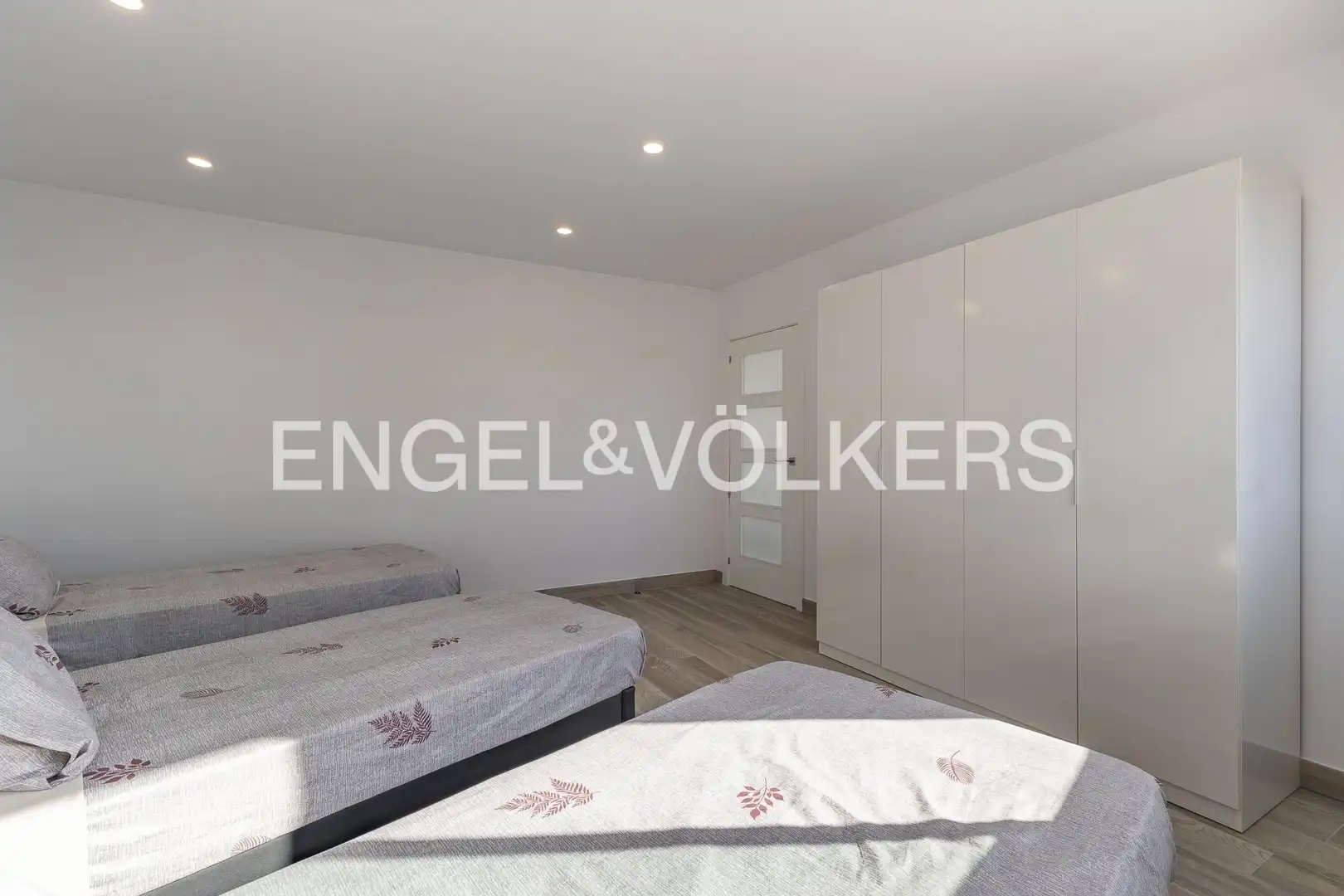 Bedroom of Houses for rent in Santa Susanna  with Air Conditioner, Heating and Private garden