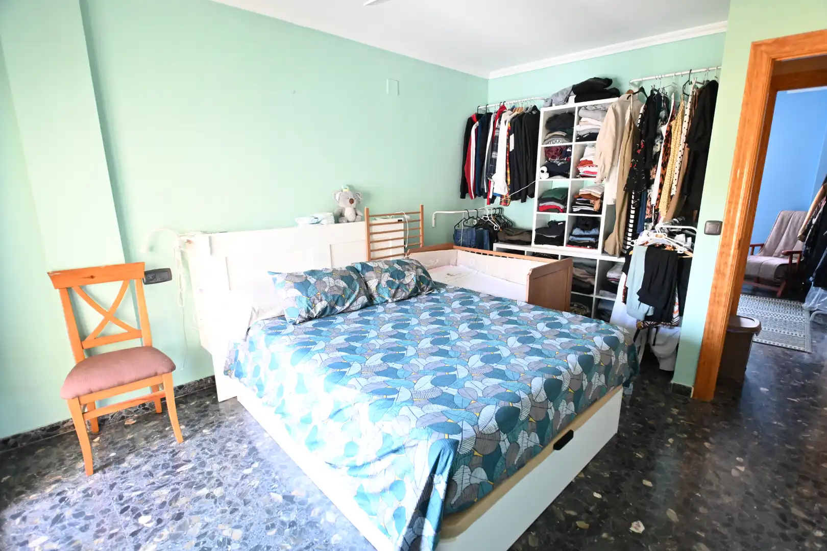 Habitación de Casa adosada en venta en Las Gabias con Aire acondicionado, Trastero y Balcón