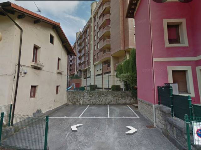 Garaje en Alquiler en Calle la Cruz, 2 en Brazomar