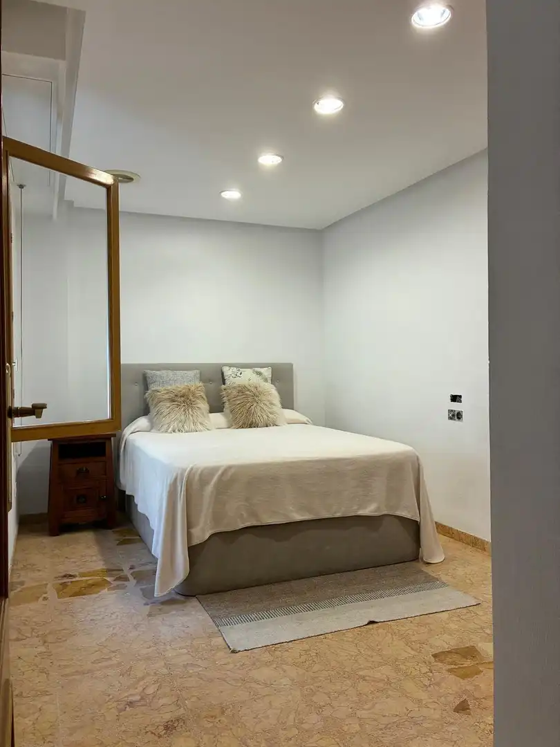 Bedroom of Flat for share in Elche / Elx  with Air Conditioner and Furnished
