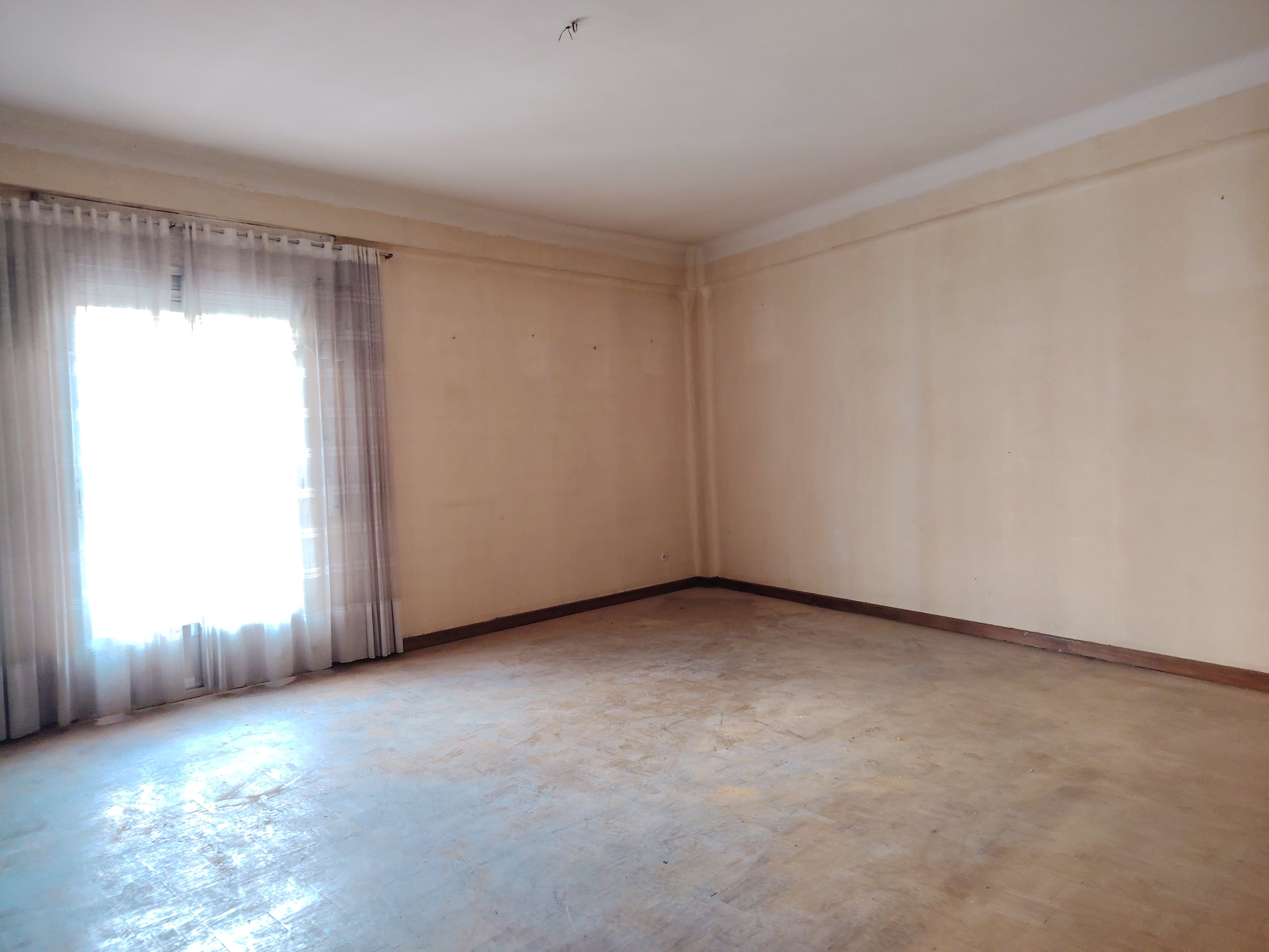 Flat for sale in  Madrid Capital  with Heating and Terrace