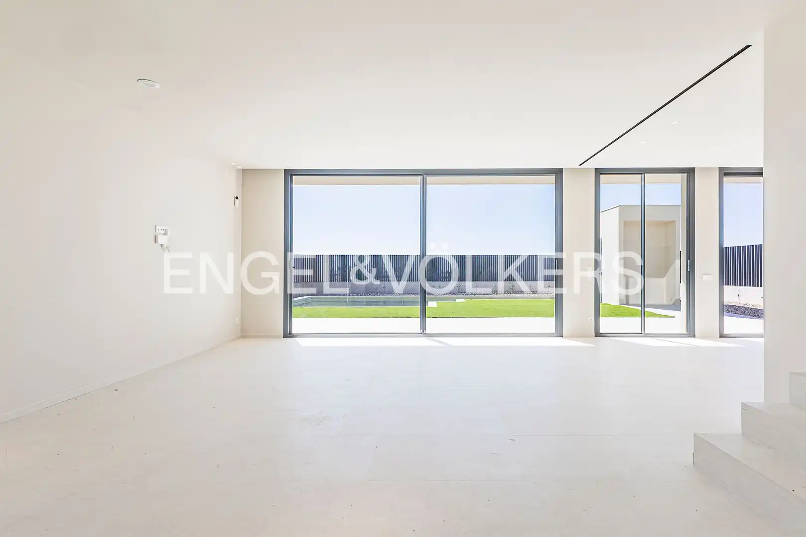 Terrace of Houses for sale in Sitges  with Air Conditioner, Heating and Private garden
