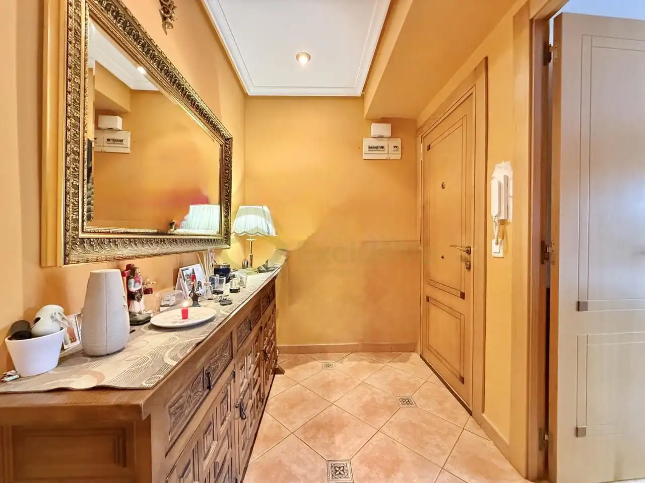 Baño de Piso en venta en Avilés con Calefacción, Terraza y Amueblado