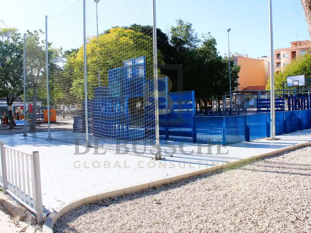 Aparcament de Pis en venda en Almoradí amb Aire condicionat, Moblat i Forn
