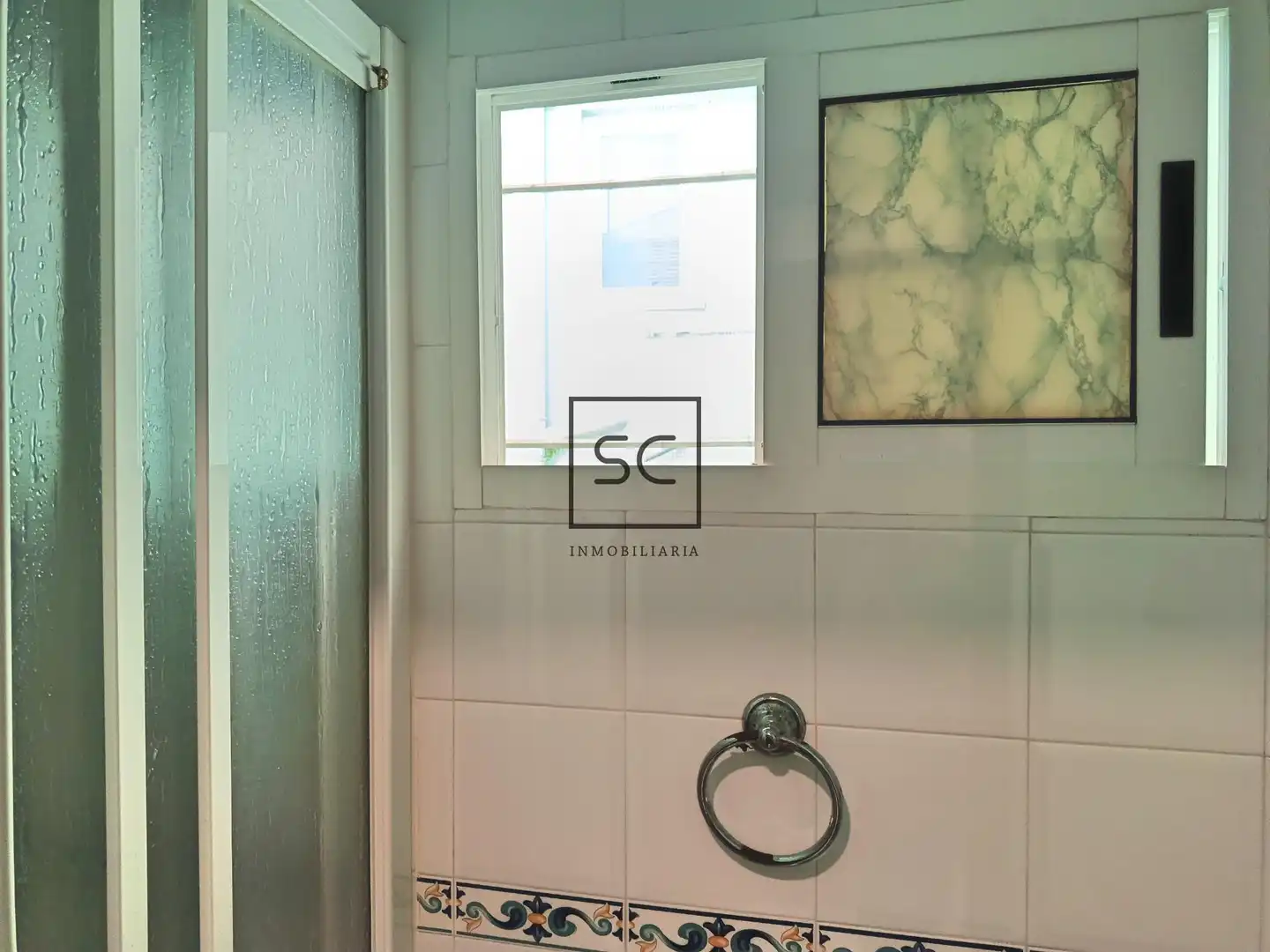 Baño de Piso en venta en Ferrol con Calefacción, Terraza y Amueblado
