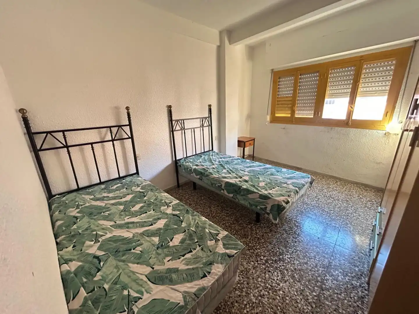 Habitación de Piso en venta en Crevillent con Balcón