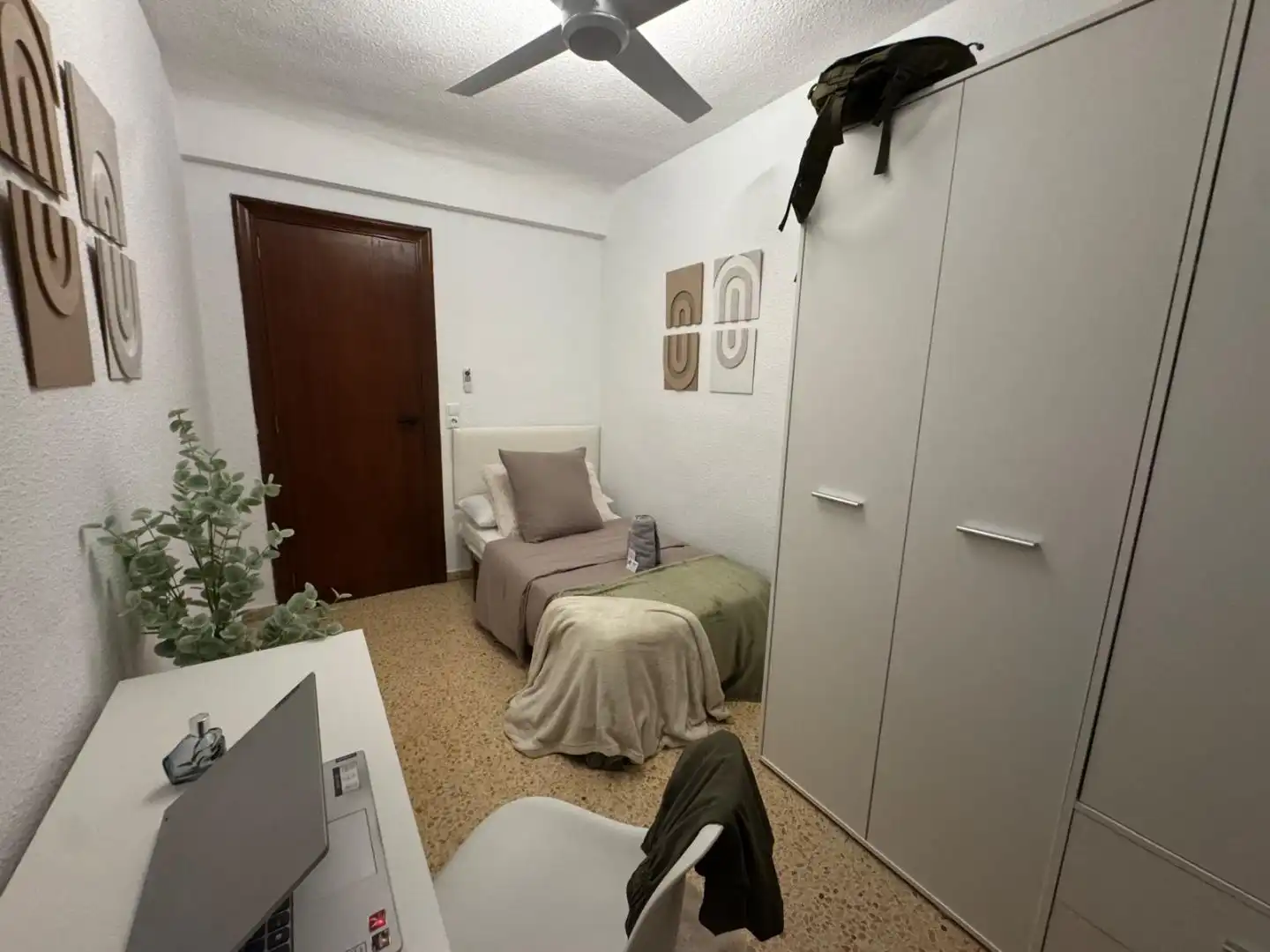 Dormitori de Casa o xalet per a compartir en Centro ciudad