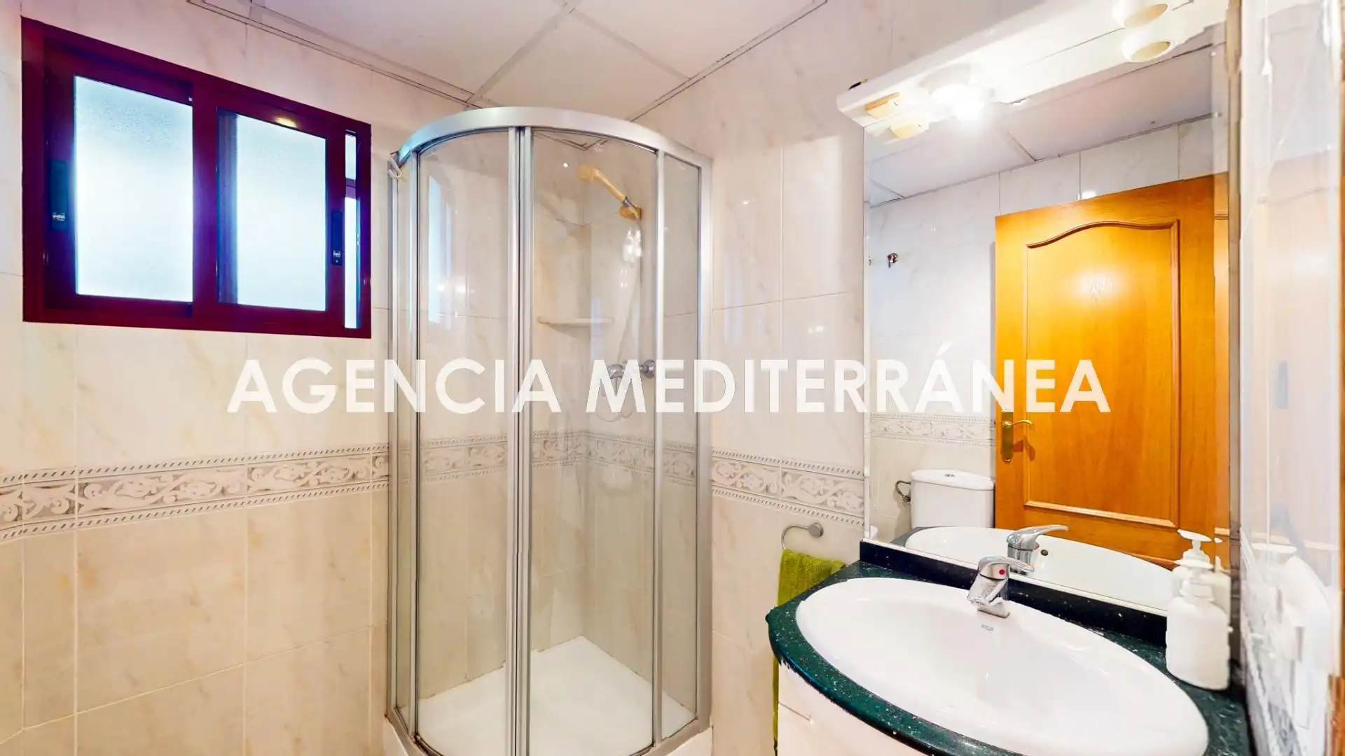 Baño de Piso en venta en Picassent con Aire acondicionado, Calefacción y Parquet