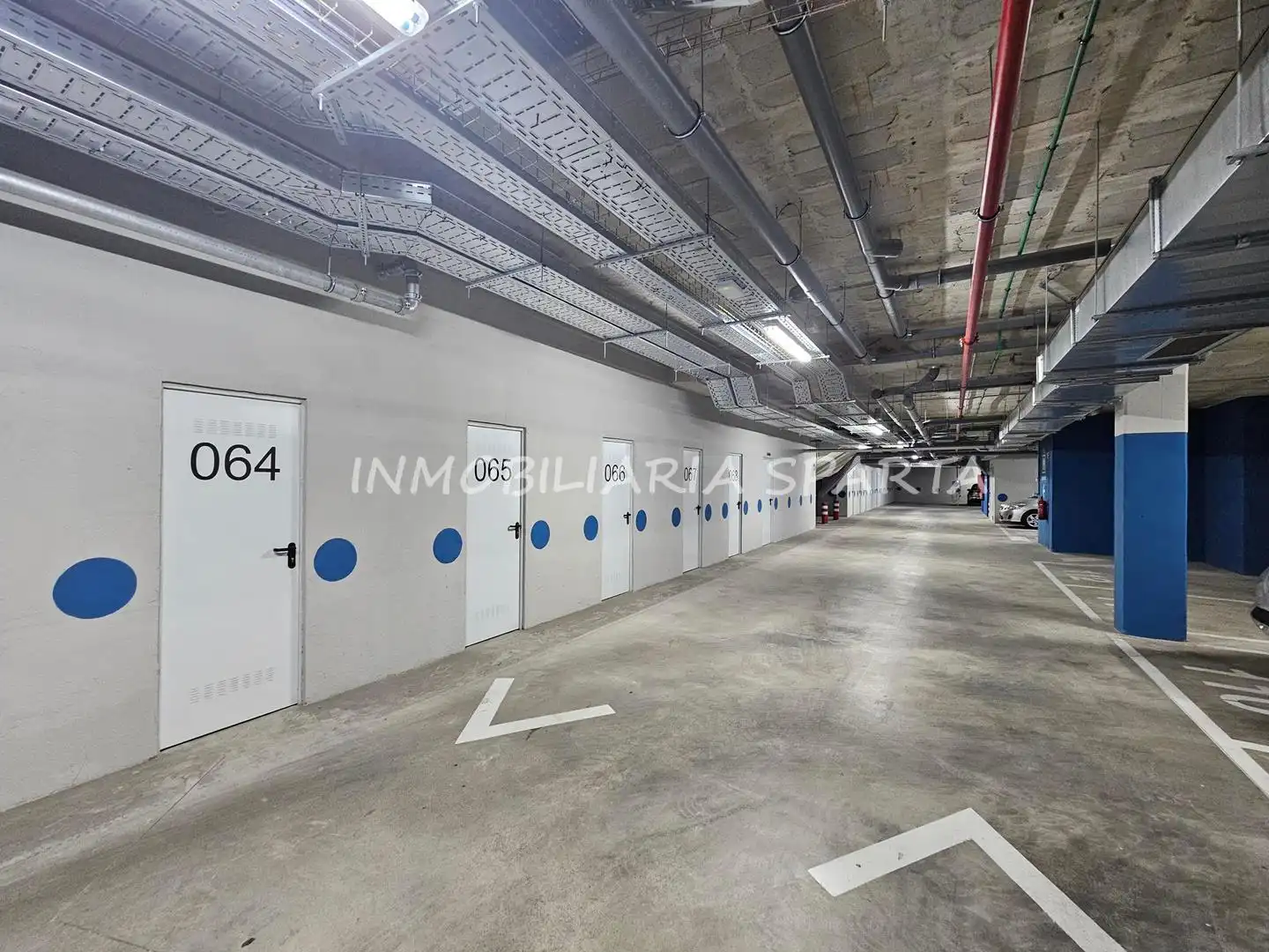 Parking of Flat for rent in Tomares  with Air Conditioner, Heating and Terrace