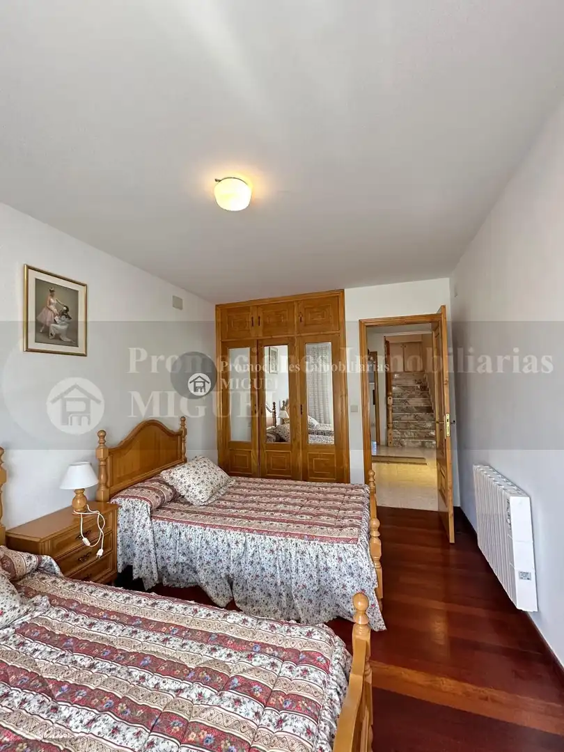 Dormitori de Casa o xalet en venda en Verín