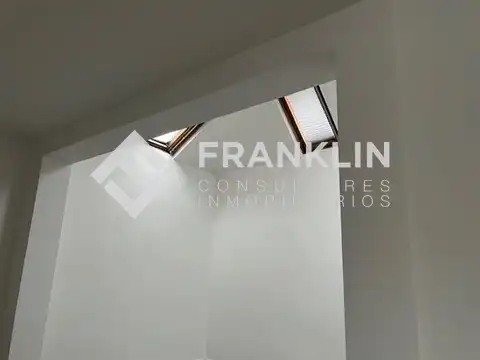 Fabrikhallen zur Miete in Carrer Cantàbria, 13, Parc Central