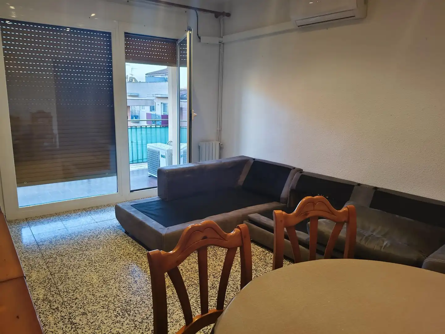 Sala d'estar de Àtic en venda en Figueres amb Aire condicionat, Calefacció i Terrassa