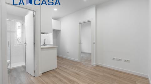 Photo 2 of Flat for sale in Calle Embajadores, Delicias,  Madrid Capital