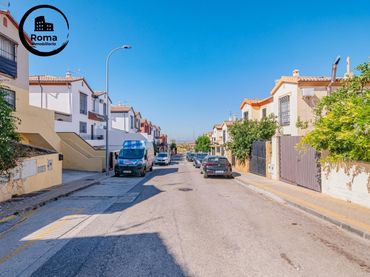Casa aparellada en venda a Jun