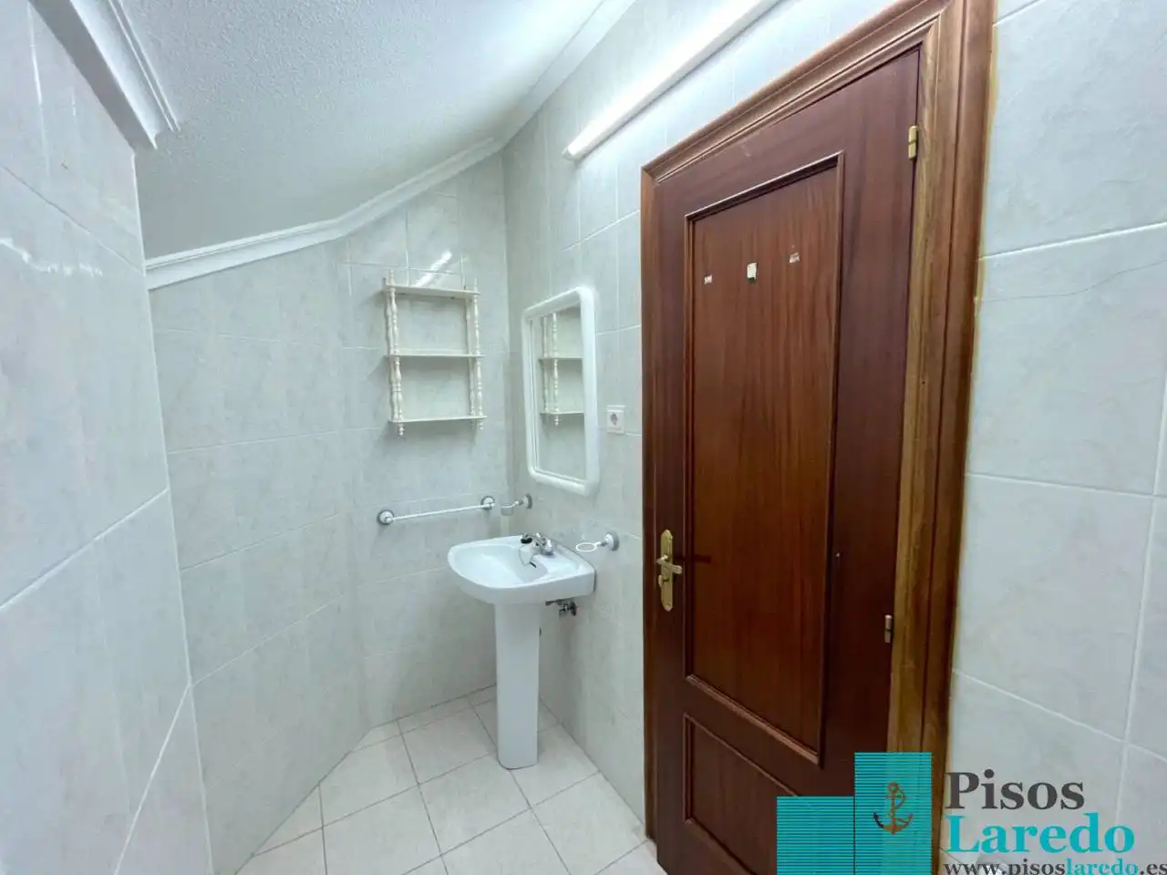 Baño de Dúplex en venta en Noja con Calefacción y Terraza