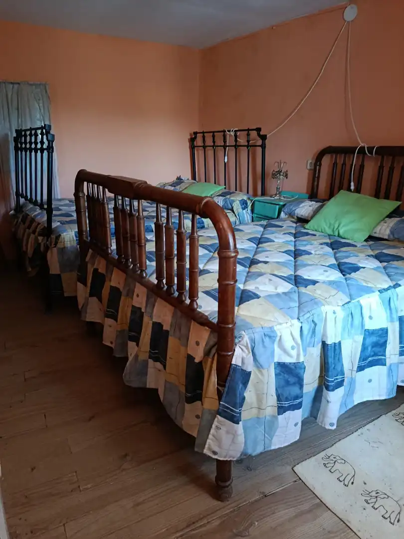 Dormitori de Finca rústica en venda en Val de San Lorenzo amb Terrassa