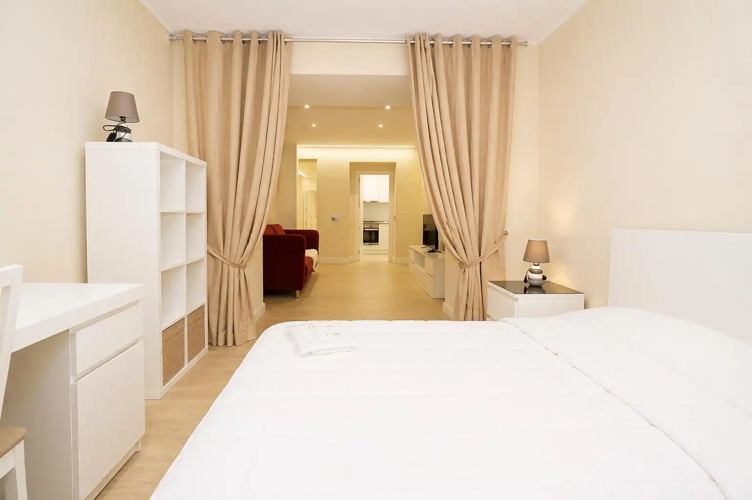 Habitación de Piso de alquiler en Madrid con Calefacción, Trastero y Amueblado