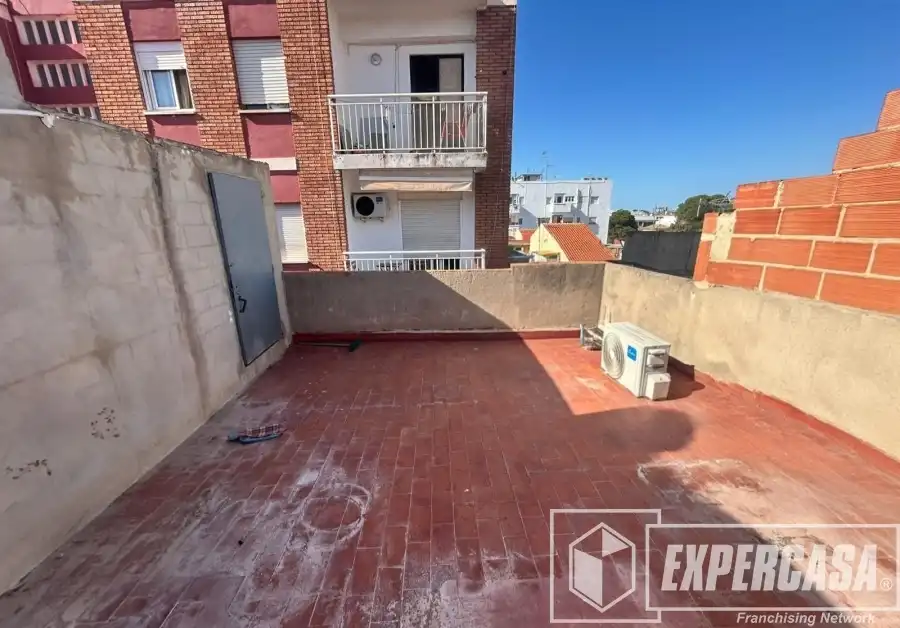 Vista exterior de Piso en venta en Alzira con Terraza y Trastero