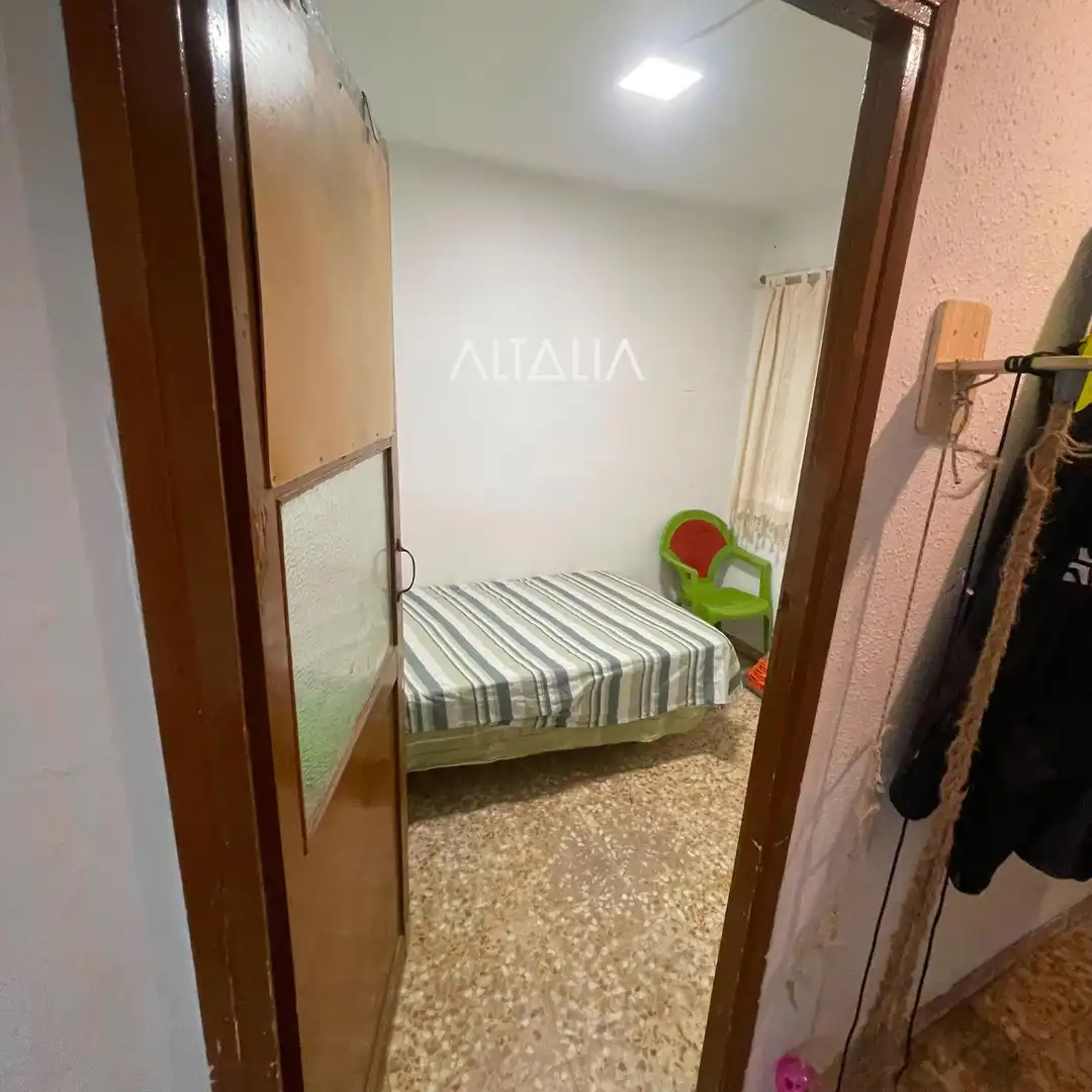 Dormitori de Casa adosada en venda en Cuenca amb Terrassa