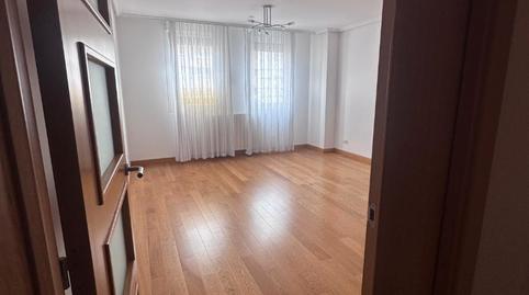 Photo 5 of Flat to rent in Universidad - Las Huelgas, Burgos