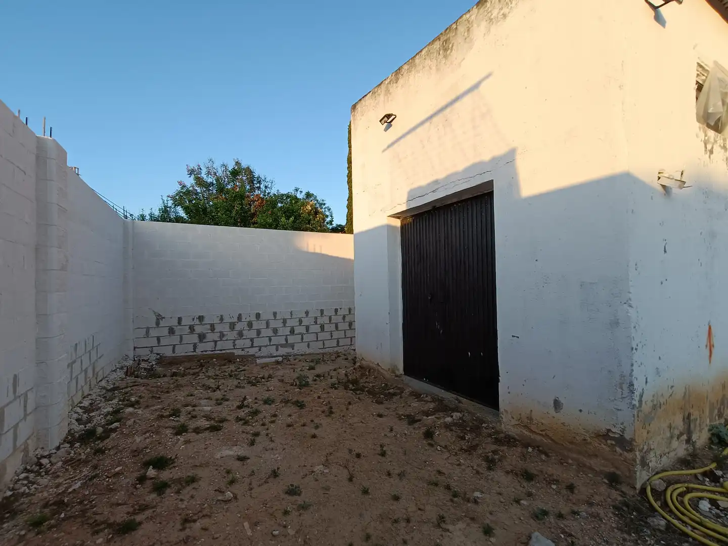 Vista exterior de Residencial en venda en Espartinas