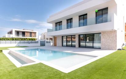 Piscina de Casa o xalet en venda en  Palma de Mallorca amb Aire condicionat, Terrassa i Balcó